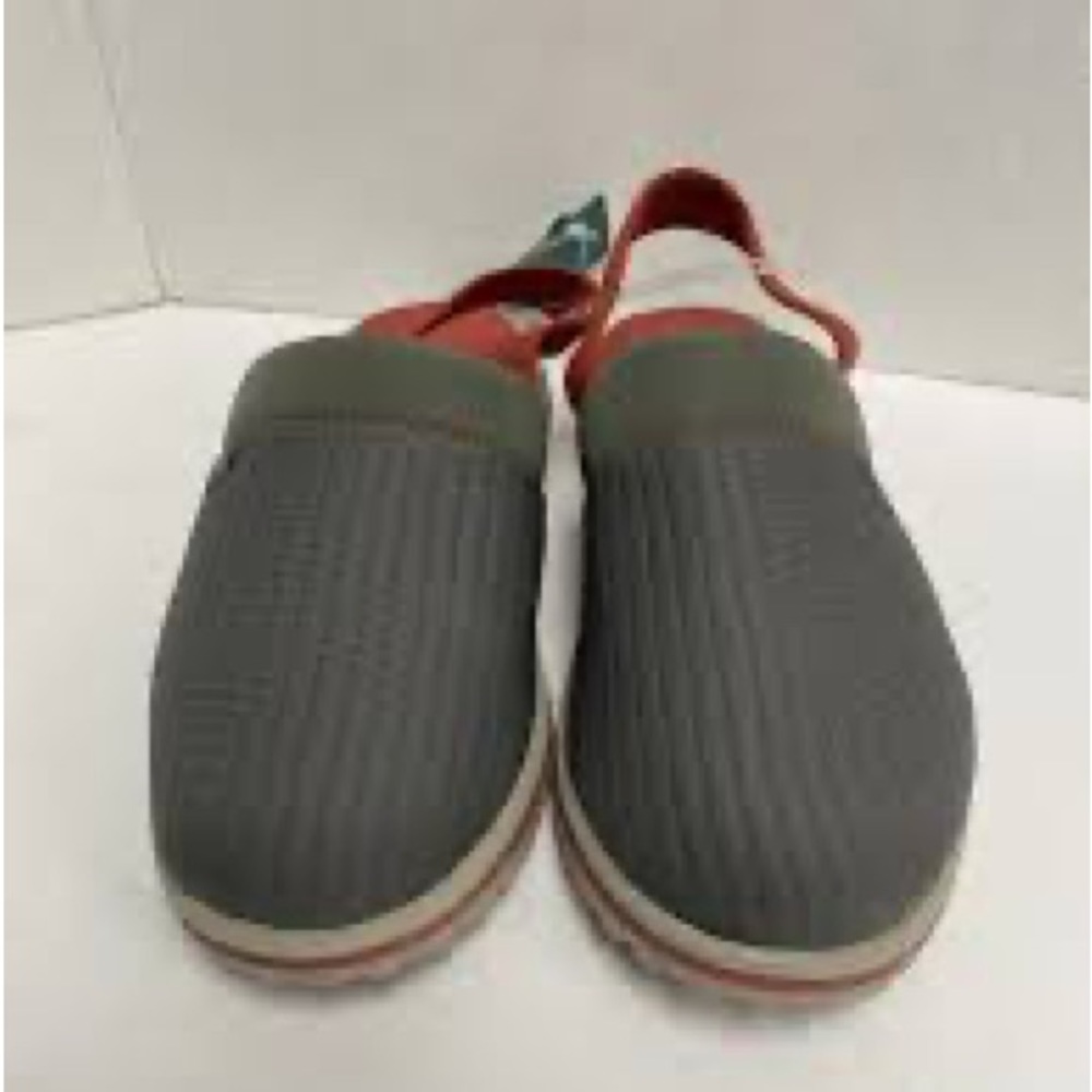 L.L. Bean Kids' Airlight Slippers size 5-6